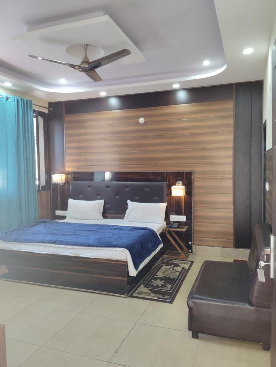 Arya Mansion Hotel ลันส์โดว์นี ห้อง รูปภาพ